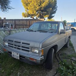 1992 Nissan Pickup
