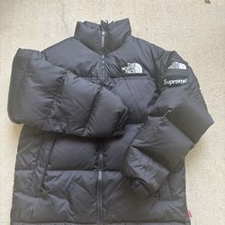 North Face x Supreme 700 Split Nuptse Puffer Jacket