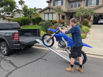 Lightweight motorcycle ramps
