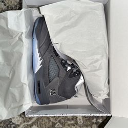Jordan 5 Retro Wolf Grey Size 10.5 Men New 
