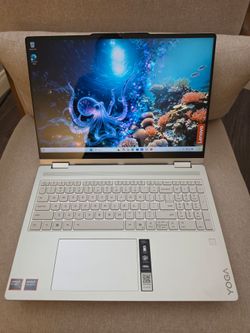 Lenovo Yoga tablet laptop Windows