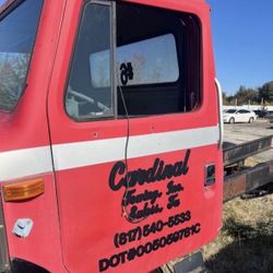 1997 International 4700 For Parts (Prices In Description)