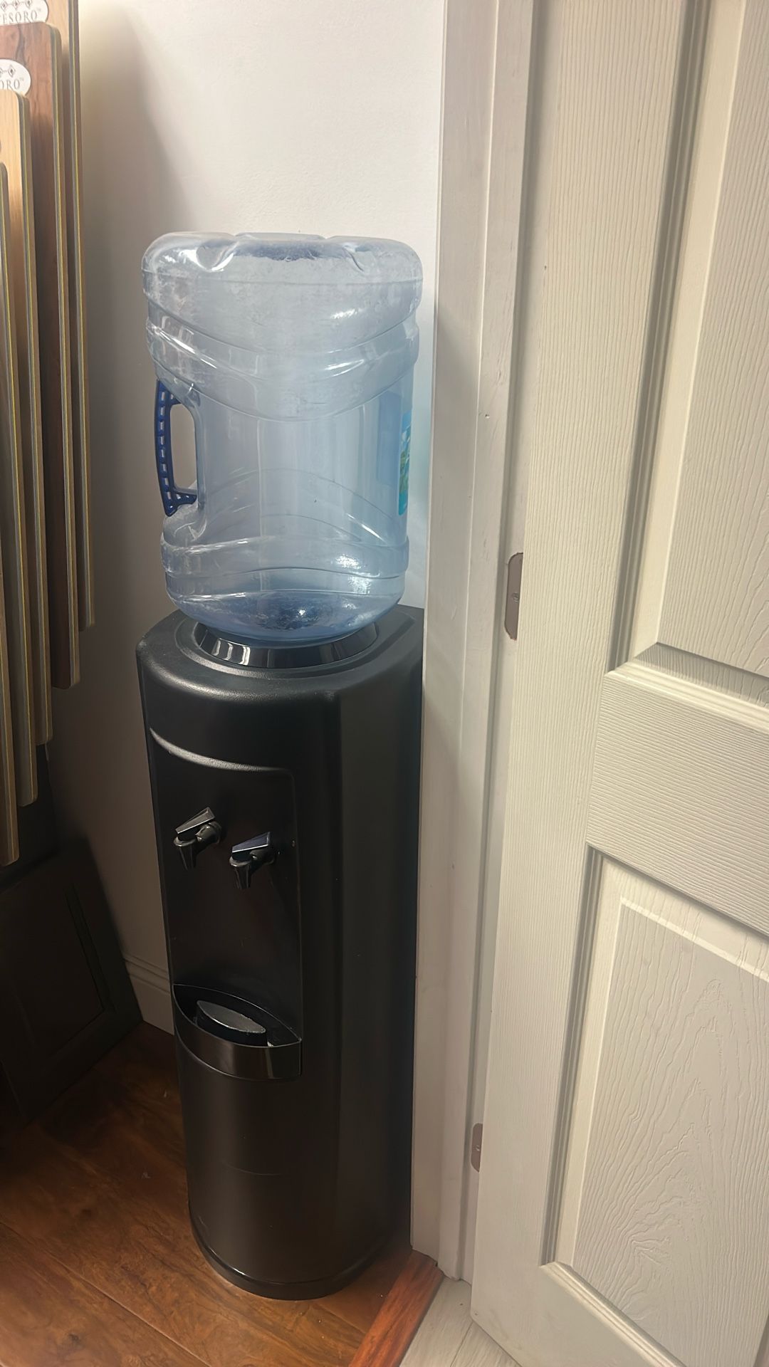 Water cooler
