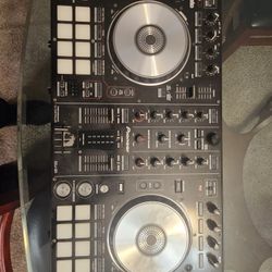Pioneer DDJ-SR mixer (Used)
