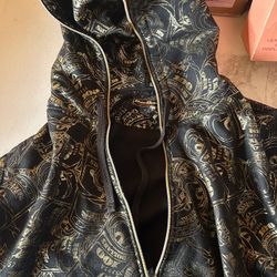 Clean Raw Blue hoodie in XL with black and gold designer-style print 🔥