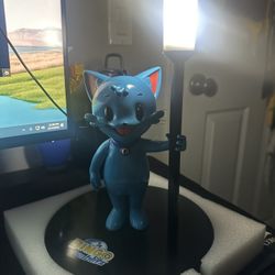 Bingo Blitz Blitzy Cat Lamp - Limited Edition (New/Open Box)