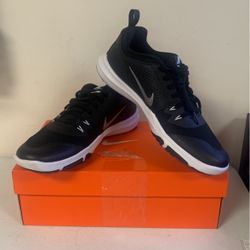 Nike Legend Trainer Shoes Sz 8.5 Black