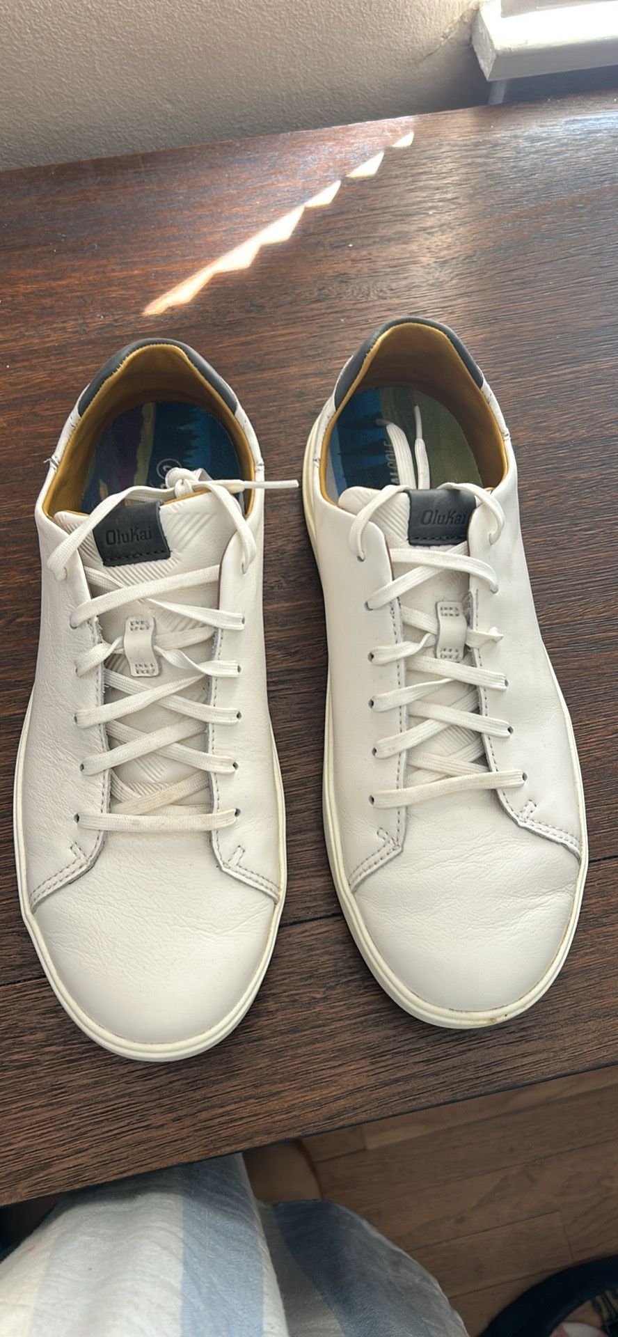 Olukai wai’alae men’s leather golf shoes Size 9