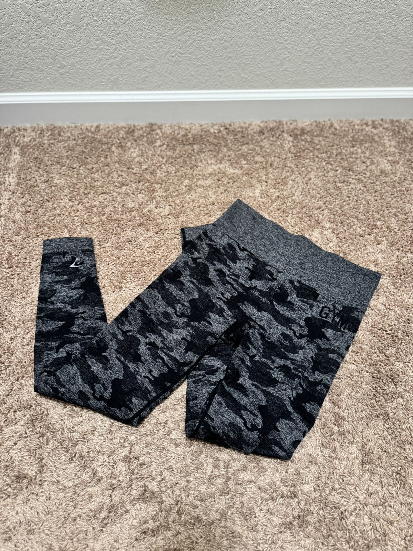 GymShark Leggings Size S