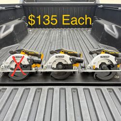 NEW DEWALT 20V MAX Cordless Brushless 6-1/2 in. Sidewinder Style Circular Saw (Tool Only) **2 Available, $135 Each**