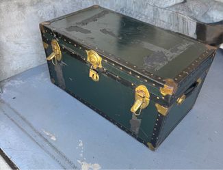 Vintage Green Flat-Top Steamer Trunk / Storage Chest – Brass Hardware – Clean, Odor-Free Interior
