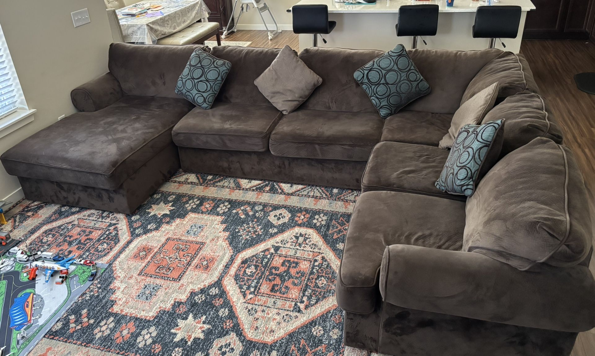 Microfiber Sofa 3 Piece Set With Pillows.