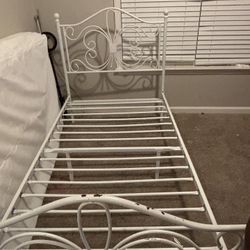Twin Girl Bed