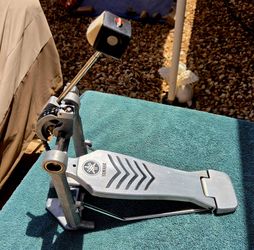 Yamaha Kick Drum Pedal. Works Great!