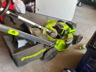 Electric greenworks lawn mower with edger, 80V battery and charger