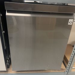 LG Dishwasher With True Steam Appliance Never Used 