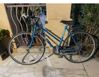 Vintage 80s schwinn world sport bike sz S/M