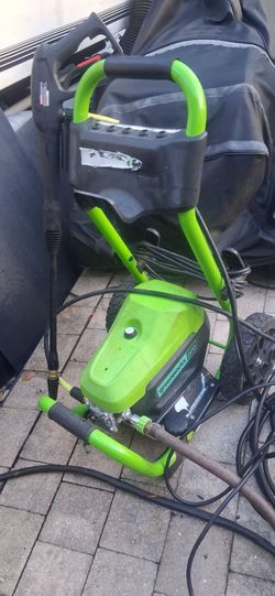 2300psi Electric Plugin pressure washer with power tip to up the pressure works great! On portable dolly cart Car wash boat rv etc