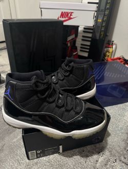Jordan 11 space jams 2016