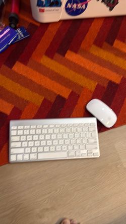 Apple Keyboard and Magic Mouse