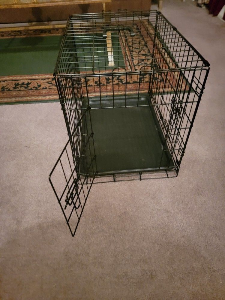 DOG CRATE (Never Used)