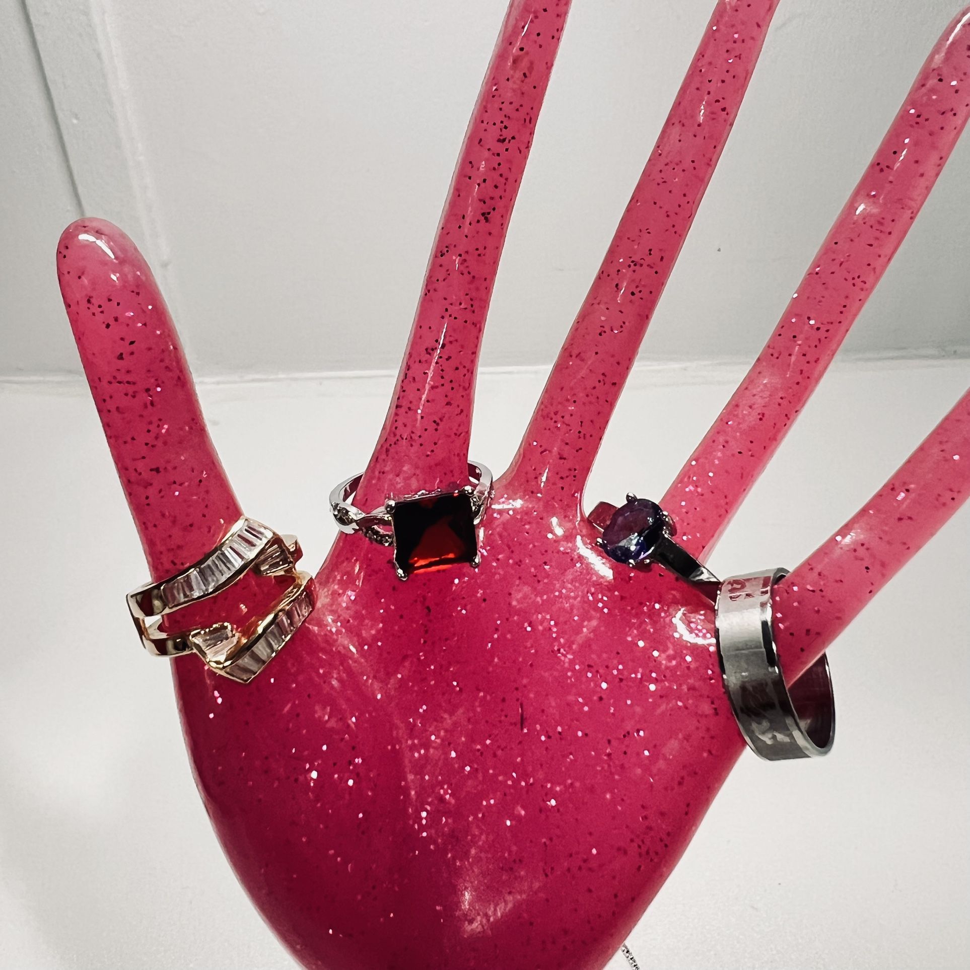 Lot rings 7, 10, 10 , 11. !