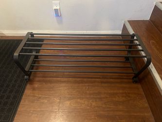 Shoe organizer/ rack