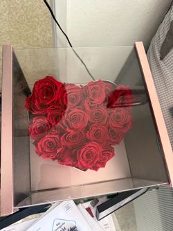 Heart shape bouquet box