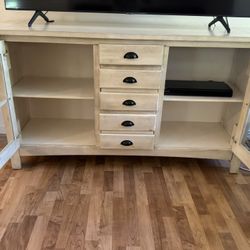 Farmhouse Console TV Unit