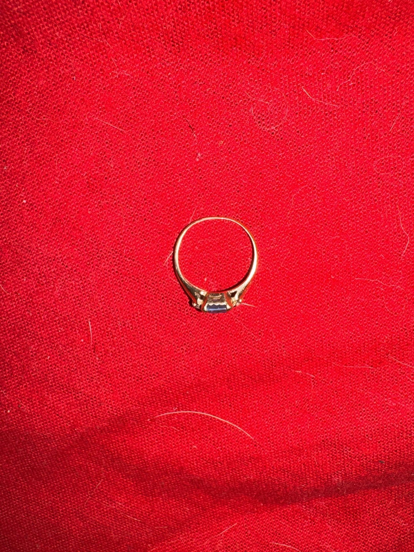 Engagement ring 