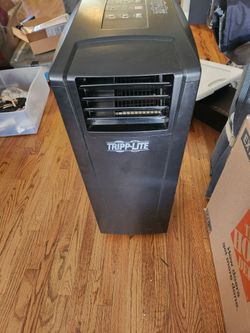 TRIPPLITE SRCOOL12K Portable AC/Server Room AC
