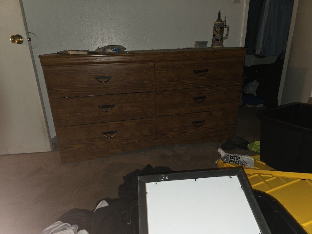 Dresser Pickup Only