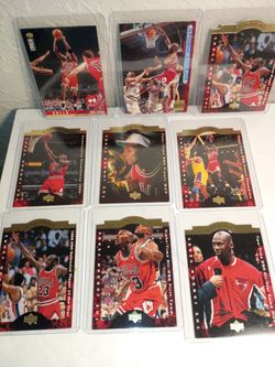 Michael Jordan card bundle in good conditions all for $80 firm pick up in Edinburg no holds