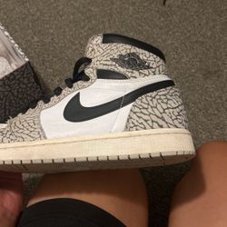 Air Jordan 1 Retro Cement