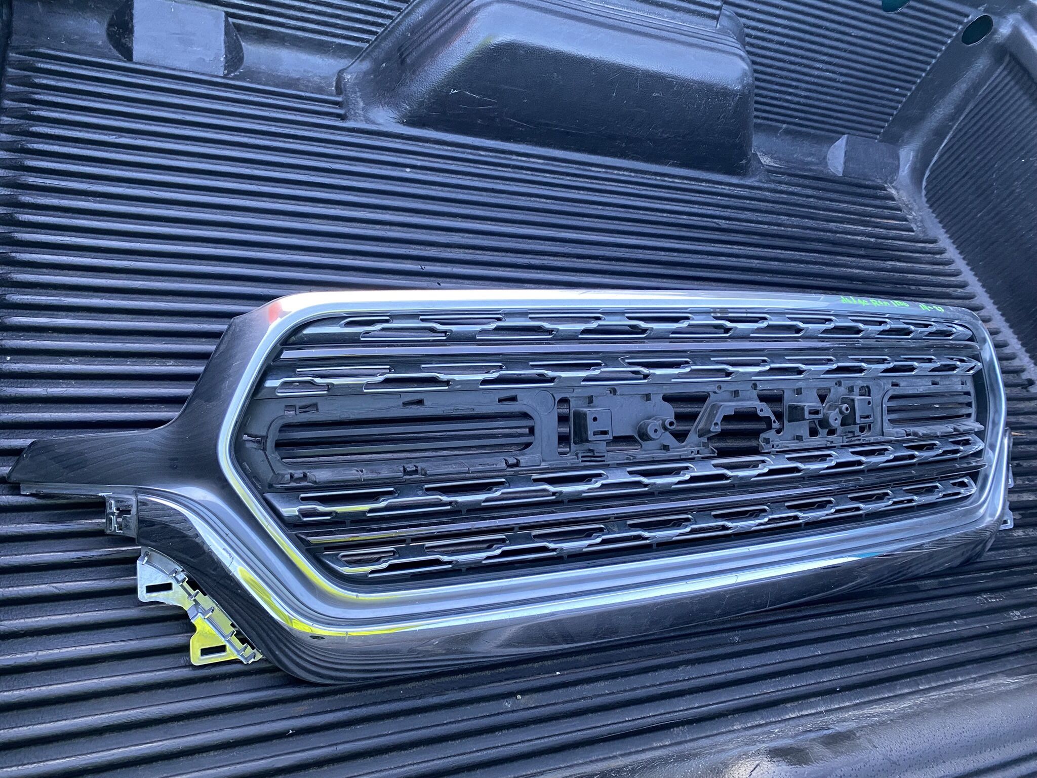 2019 2020 2021 2022 RAM GRILL OEM 1500