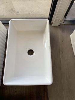 30 and 33” farm sinks