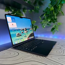 MacBook Air M4 2025