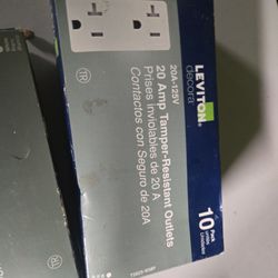 20 Amp Tamper Resistan Oulets