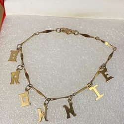 Pulsera Gold Filled Dije Letras Joyería Antigua 