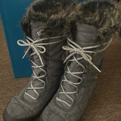 Columbia Women’s Snow Boots 