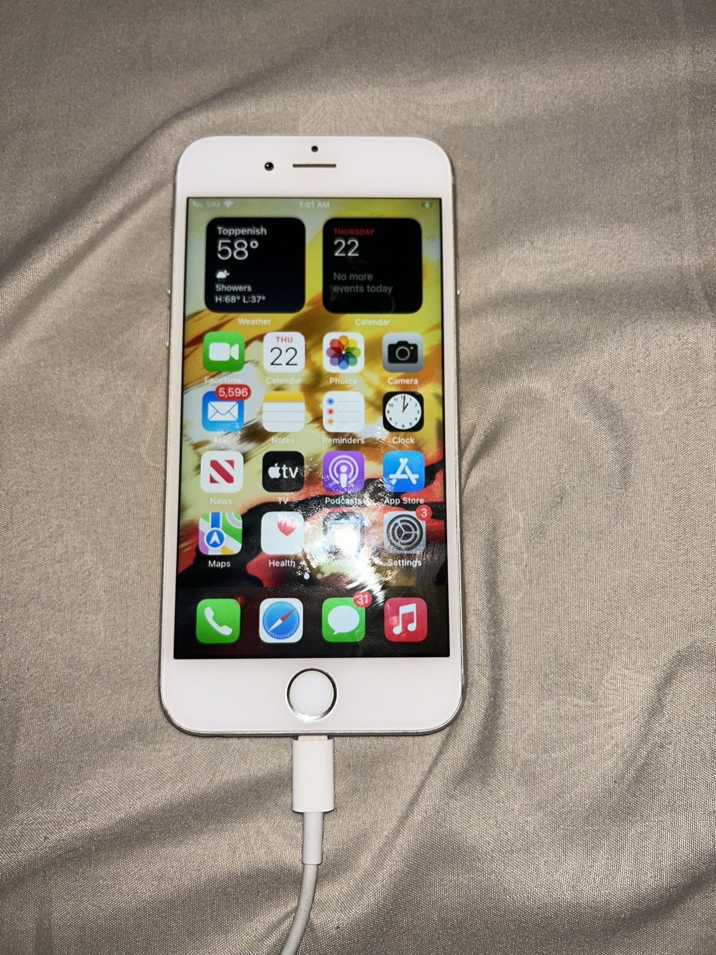 Sim Locked 6s. Battery Needs Replacement. For Parts/Repair
