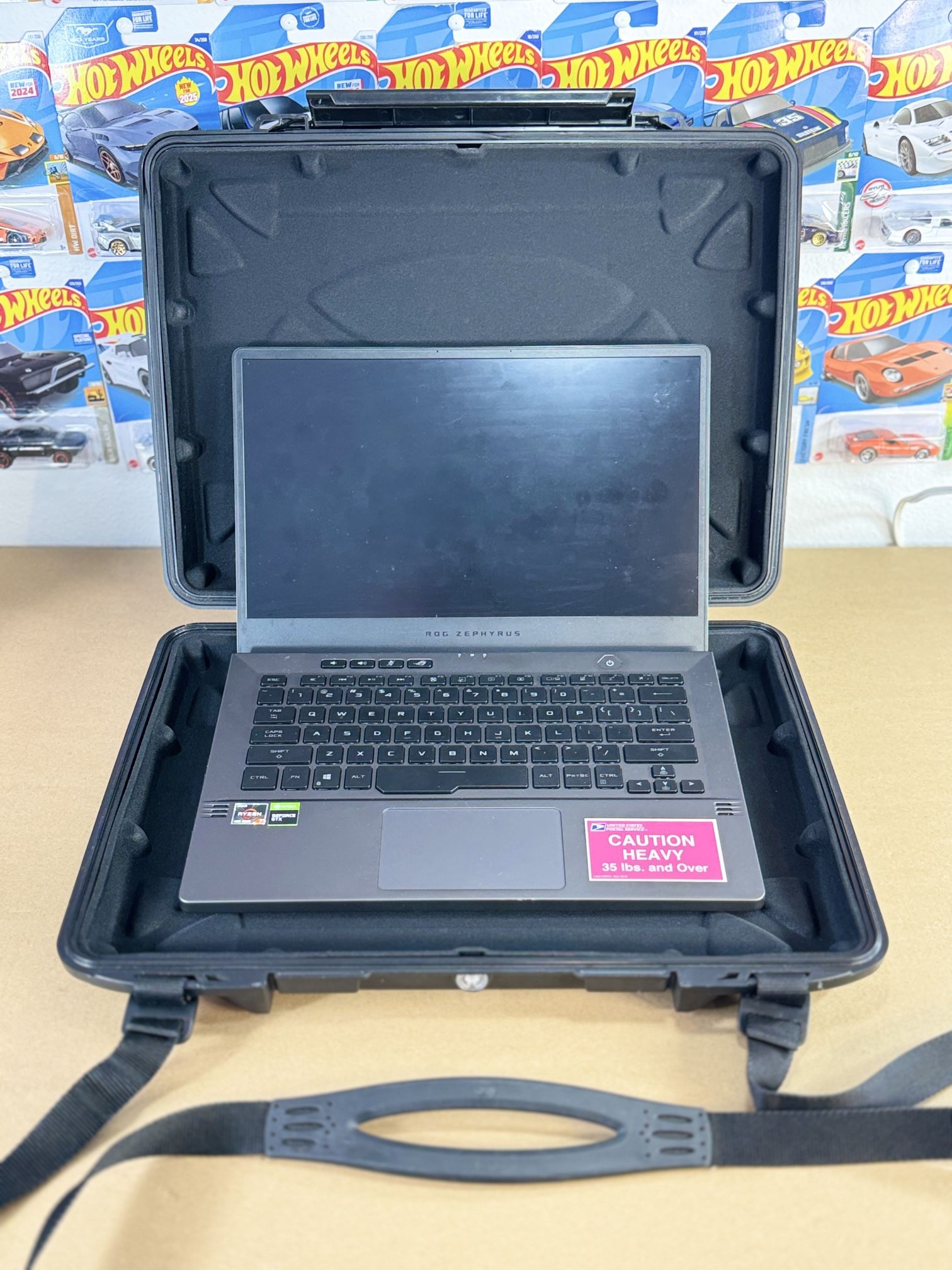 💼 Hard Laptop Case – Pelican 1095 💼