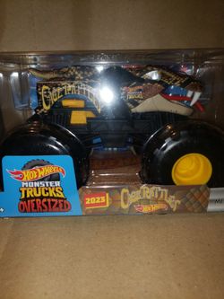 Hot Wheels Monster Trucks Oversized 2023 Cage Rattler