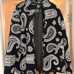 Bandanna and print bomber