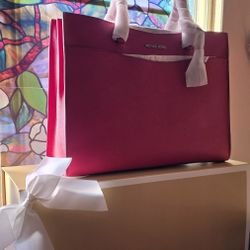 MK JET SET TRAVEL HANDBAG 