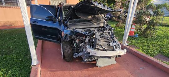 Jeep cherokee 18" Parts Out - Parts Out