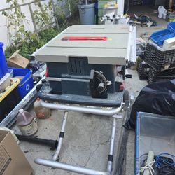 Bosch Table Saw With Gravity Rise