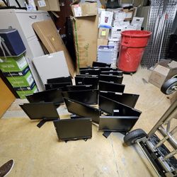 22" Monitors 