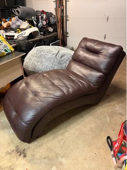 Brown lounger chair