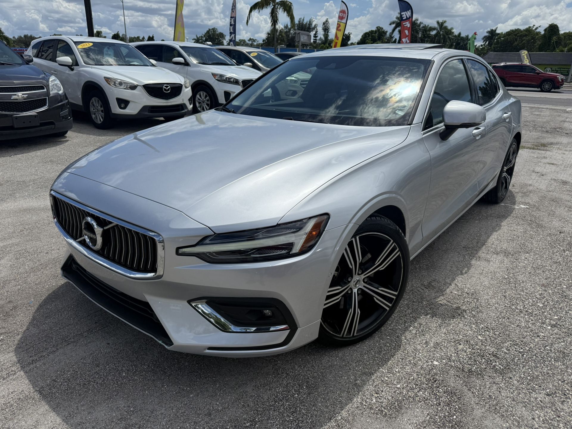 2022 Volvo S60